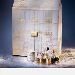 Dior EMPTY Luxury Gift Set with Gold and White Packaging